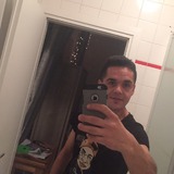 Tom from Antwerpen | Man | 41 years old | Capricorn