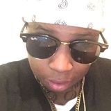 Quez from Cincinnati | Woman | 36 years old | Taurus