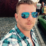 Tommeke from Sint-Niklaas | Man | 48 years old | Leo