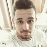 Nei from Campos Novos | Man | 33 years old | Cancer