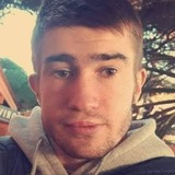 Yo from Hyeres | Man | 32 years old | Aries