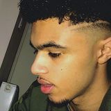 Devante from Slough | Man | 27 years old | Cancer