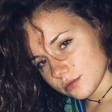 Manon from Paris | Woman | 26 years old | Leo