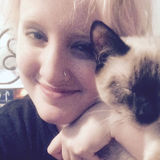 Sarah from Oakland | Woman | 33 years old | Capricorn
