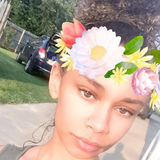 Uhnay from Buffalo | Woman | 28 years old | Cancer