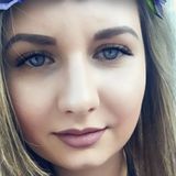 Sasha from Salt Lake City | Woman | 32 years old | Libra