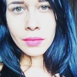 Thay from Brasilia | Woman | 33 years old | Cancer