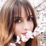 Linda from Bangkok | Woman | 37 years old | Cancer