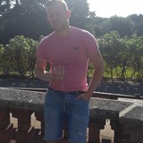 Jonbird12He from Twickenham | Man | 40 years old | Capricorn