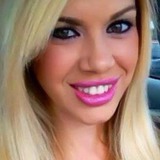 Ashley from Stockholm | Woman | 41 years old | Gemini