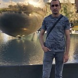 Grigornazaryjt from Siracusa | Man | 44 years old | Capricorn