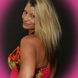 Viola from Franklin Square | Woman | 42 years old | Aries