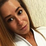 Zsaklin from Budapest VII. keruelet | Woman | 27 years old | Cancer
