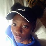 Dee from Milwaukee | Woman | 28 years old | Gemini