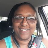 Lia from Hialeah | Woman | 62 years old | Capricorn