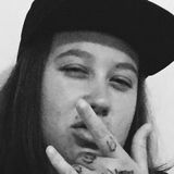 Linee from Balneario Camboriu | Woman | 33 years old | Capricorn