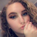 Dahlys from Lake Helen | Woman | 25 years old | Aries