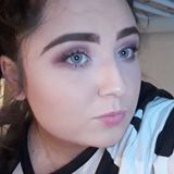 Stapo from Cork | Woman | 27 years old | Leo