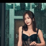 Djdhd from Central District | Woman | 31 years old | Taurus