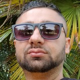 Alex from Cork | Man | 34 years old | Leo