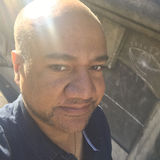 Edson from Lausanne | Man | 49 years old | Libra