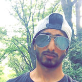 Malik from Hickory Hills | Man | 31 years old | Cancer