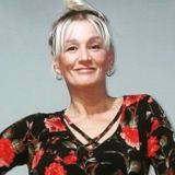 Vann from Villa Dominico | Woman | 51 years old | Capricorn