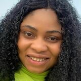 Seli from New York City | Woman | 26 years old | Aries