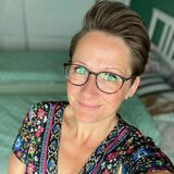 Angela from Greenwood | Woman | 46 years old | Cancer
