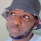 Malick from Cote-Saint-Luc | Man | 27 years old | Cancer