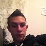 Loverboii from Sint-kruis | Man | 32 years old | Cancer