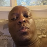 Hmcghaia from Hockley | Man | 57 years old | Aquarius
