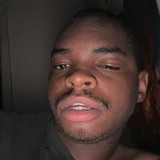 Crushescages4W from Trenton | Man | 24 years old | Taurus