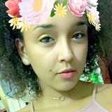 Queenie from Beacon | Woman | 30 years old | Aquarius